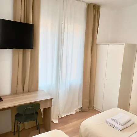 Hotel Lm-2