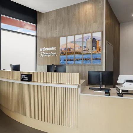Hampton Inn Long Island City Ny-2