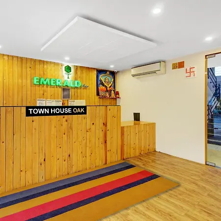 Townhouse Oak The Emerald Tree-3