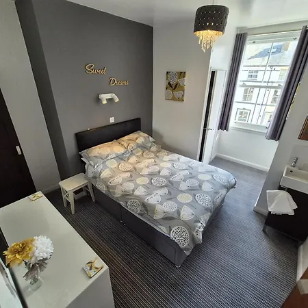Miricia Guest House-2
