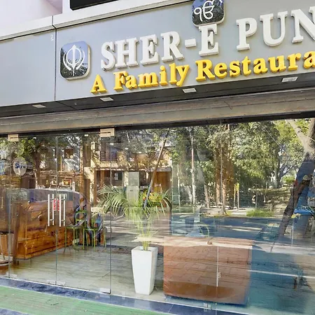 Hotel O Sher-E-Punjab Hotel & Restaurant-2