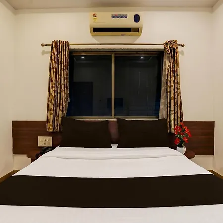Hotel O Shirdi Sai Baba Temple Formerly Sai Viranjan-2