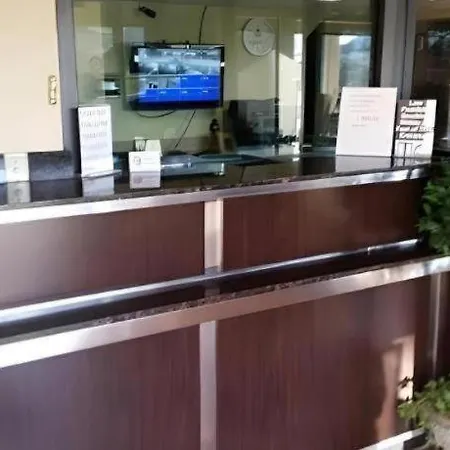 Rodeway Inn-2