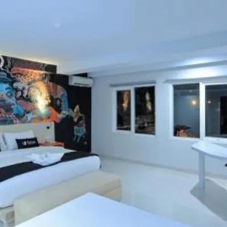 Fizz Hotel Lombok-3