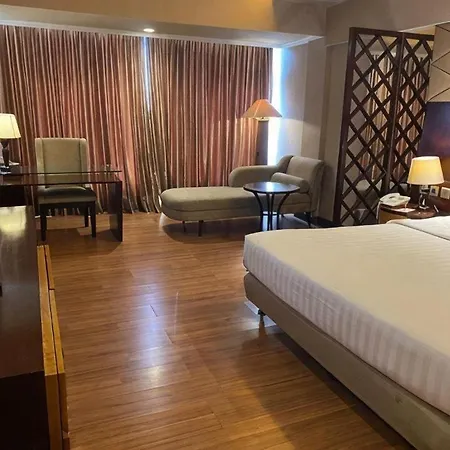 Regent'S Park Hotel At Kayutangan Malang-2