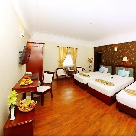 Universe Hotel-2