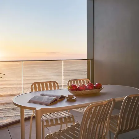 Mondrian Gold Coast-2