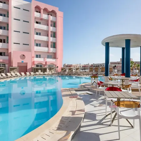 Vegas Resort-2