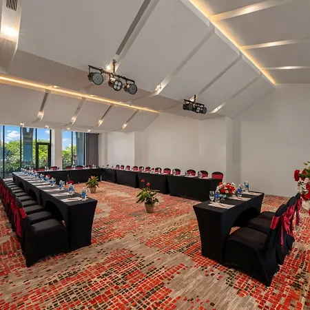 Caro Premium Danang Hotel-2