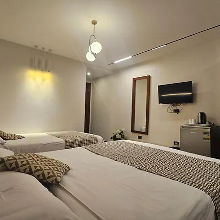 Aura Garden City Hotel-3