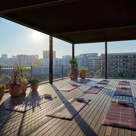 The Social Hub Barcelona Poblenou Extended Stay-2