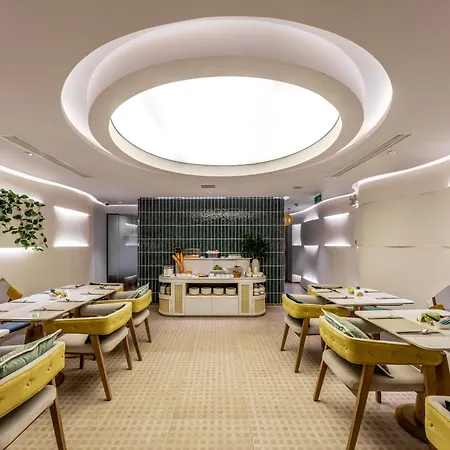 Iconsphere Hotel-3