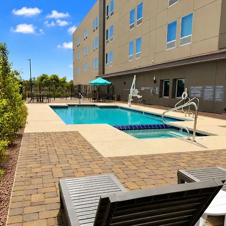 La Quinta Inn & Suites By Wyndham Phoenix West Glendale-2