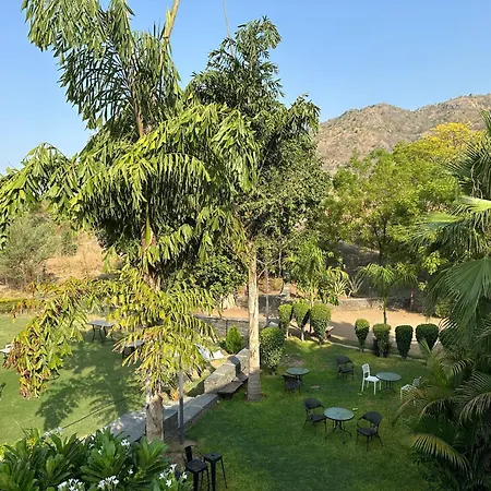 Valencia Club And Resort - Luxury Nature Resort ,Foot Hills Of Mount Abu-2