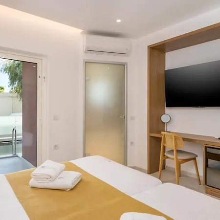 Tarra Seaside Hotel-2