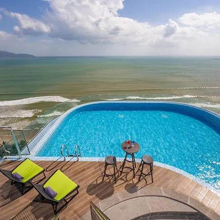 Nesta Celia Danang Hotel-3