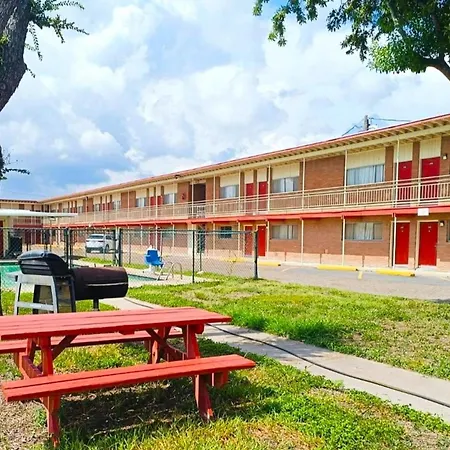 Pen Ann By Capital O Pharr-Mcallen Tx-2