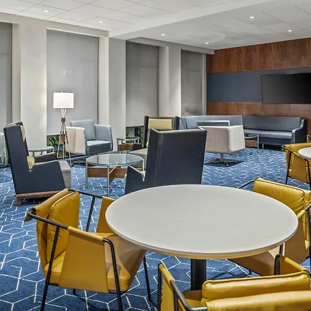 Courtyard By Marriott Woodland-3