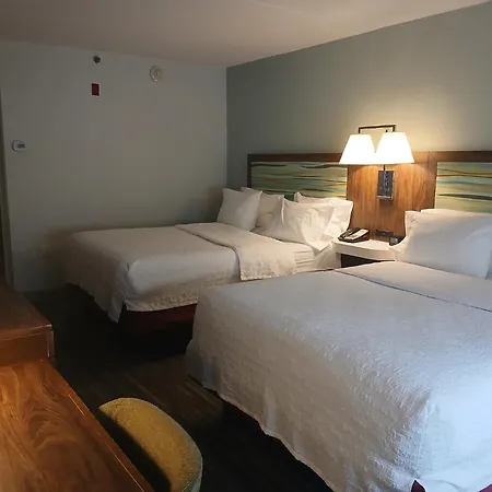 Hampton Inn And Suites-2