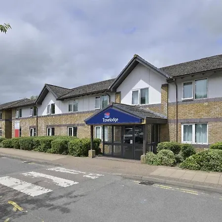 Travelodge Bicester Cherwell Valley M40-2