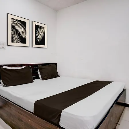 Hotel O Red Rose-2