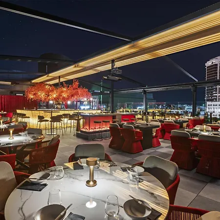 Radisson Red Auckland-3