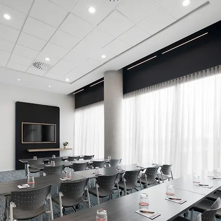 Alt Hotel Ottawa Airport-3