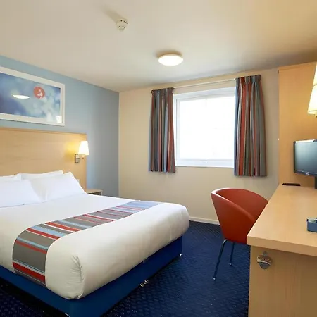 Travelodge Windsor Central-2