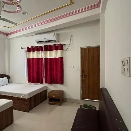 Subhash Guest House-3
