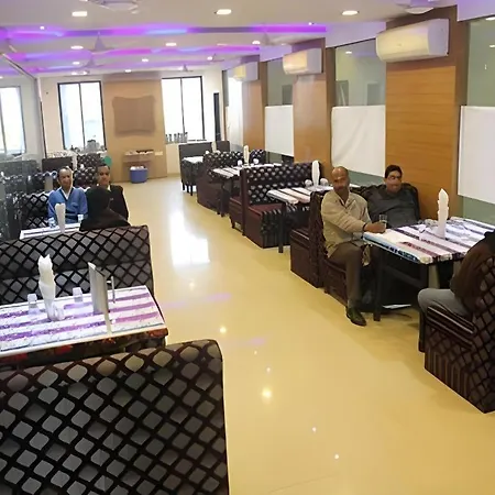 Hotel Savvy Ganges-2