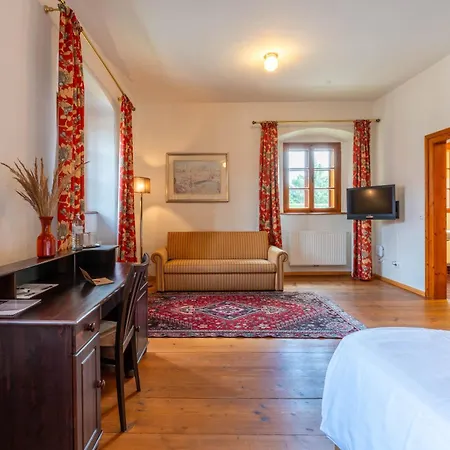 Schlosshotel Mailberg-3