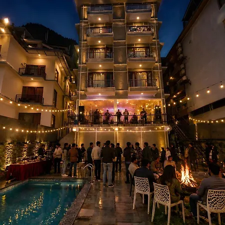 Hotel The Blueberry With Swimming Pool - By Aasia Holidays-3