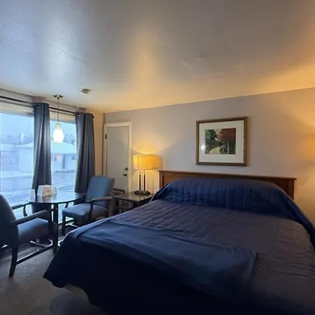 Pineapple Inn-3