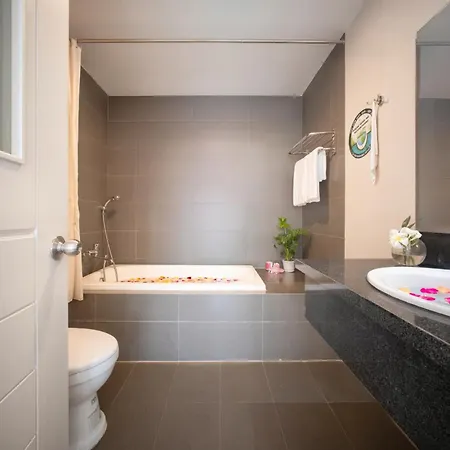 Sophia Central Nha Trang Hotel By Ht-3