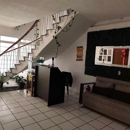 Hostal Menavi-2