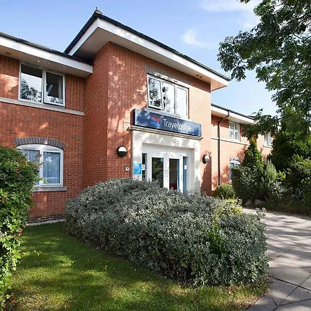 Travelodge Stonehouse-3