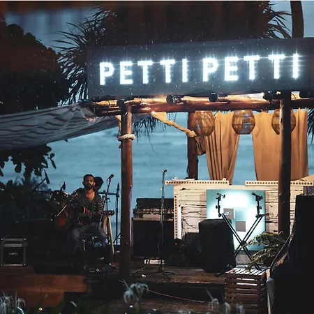 Petti Petti Beach Club- Mirissa-2