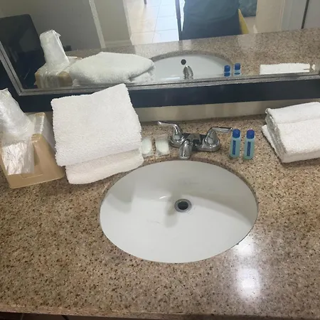 Apm Inn & Suite-3