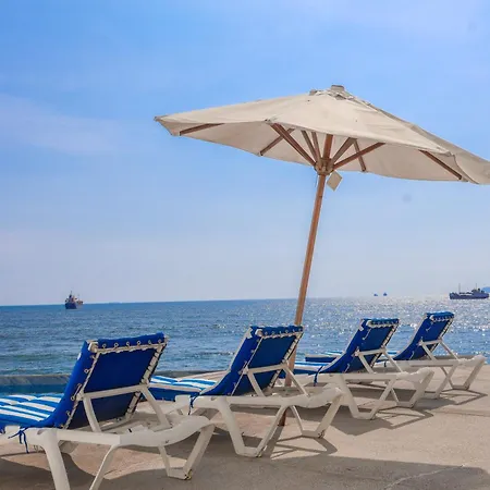 Best Western Plus Luna Del Mar-3