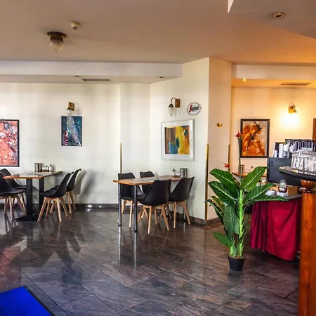 Suite Hotel 900 m zur Oper-2