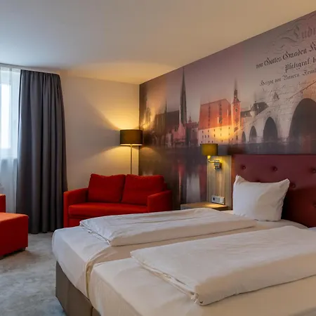 Atrium Im Park Hotel Regensburg-2