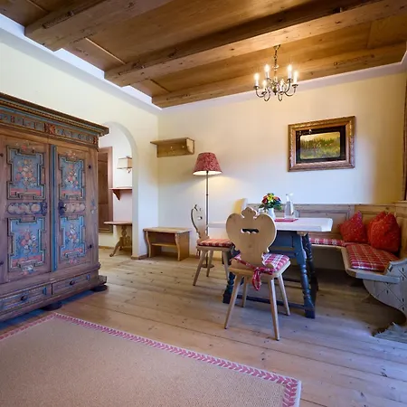 Hotel Rasmushof Kitzbuehel-3