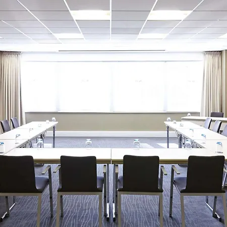 Novotel London West-2