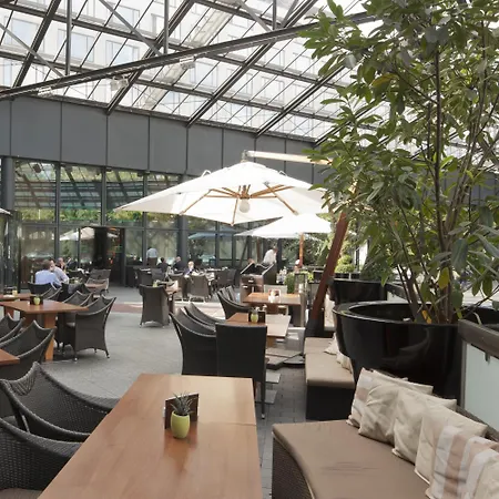 Sheraton Berlin Grand Hotel Esplanade-3