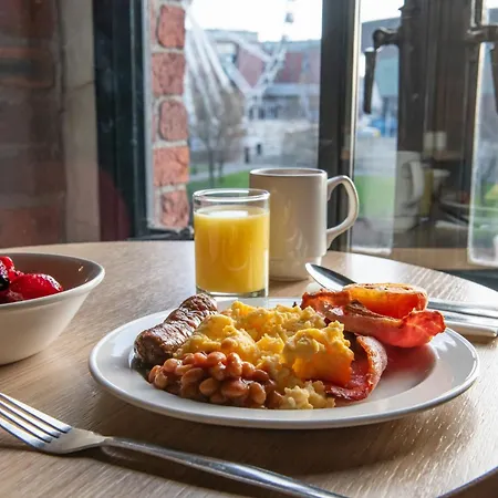 Holiday Inn Express Liverpool-Albert Dock By Ihg-3