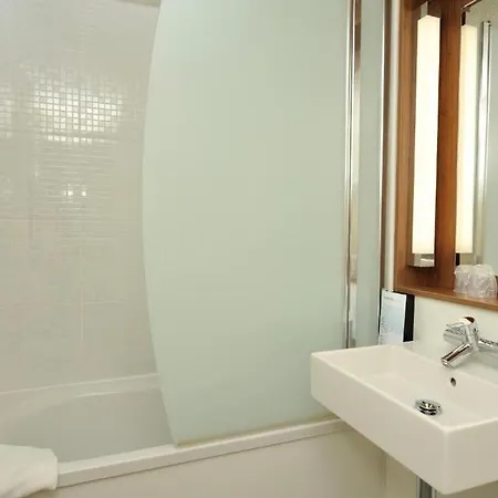 Campanile Hotel Beauvais-2