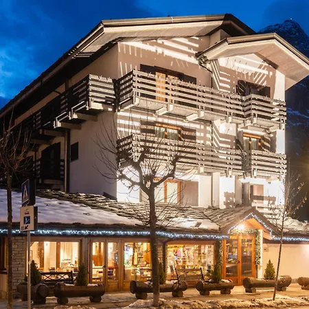 Hotel Les Jumeaux Courmayeur-2