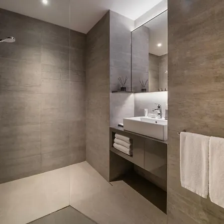 Oakwood Bencoolen Singapore-3