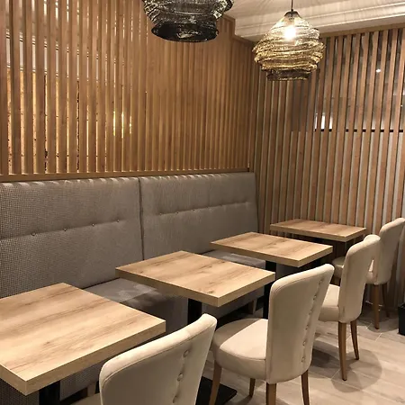Best Western Le Duguesclin Hôtel-Restaurant-3