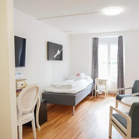 Hotel Weisses Kreuz-2